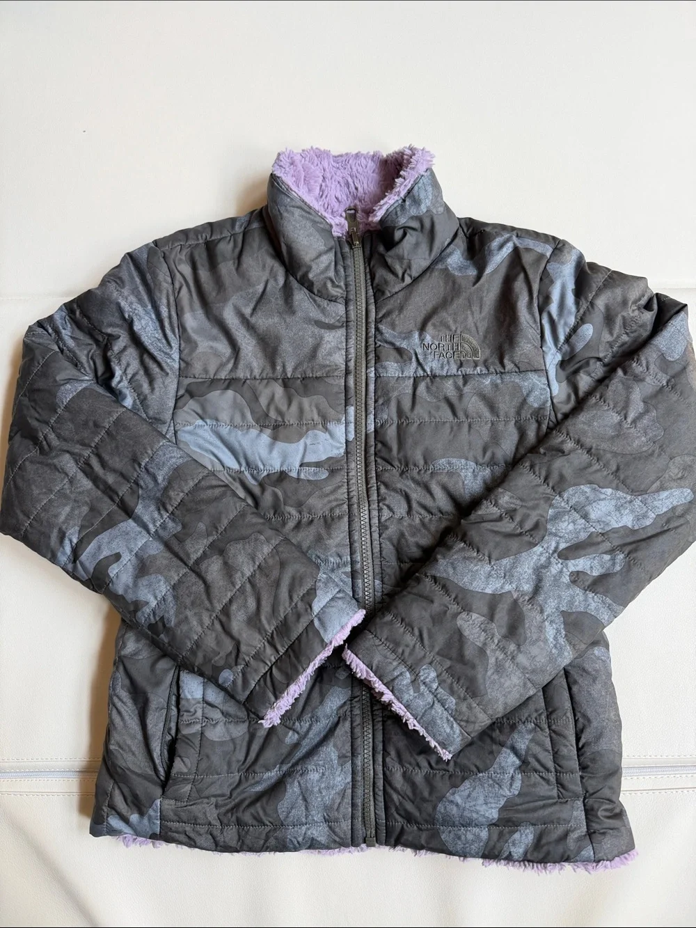 The North Face Girls Reversible Fleece Camo Jacket Purple Size M (10/12)